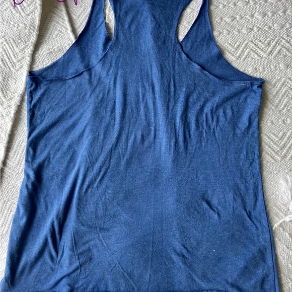 Hilton Head Island Tank Top and V-Neck Shirt Bundle - Picture 5 of 7
